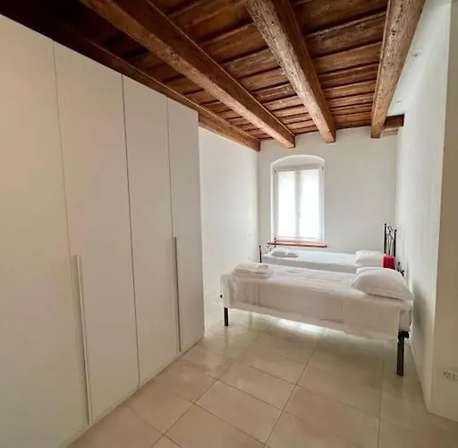 Διαμέρισμα Garden House *